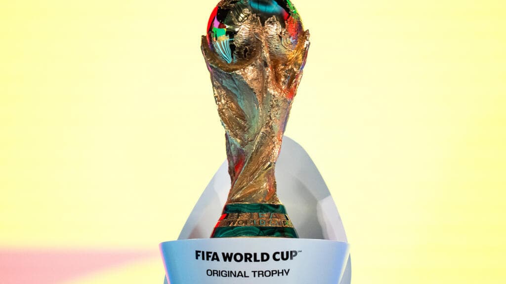 Le trophée de la Coupe du monde de football
